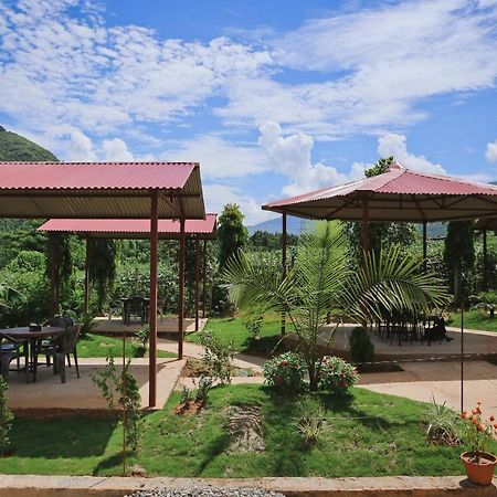 Trishuli Beach Resort Dhading Exterior foto